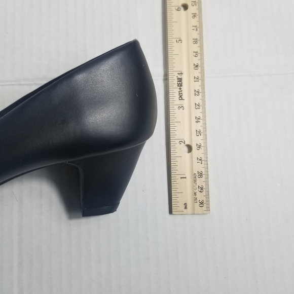 COMFORT PLUS BLACK HEELS SIZE 7.5 - Picture 9 of 12